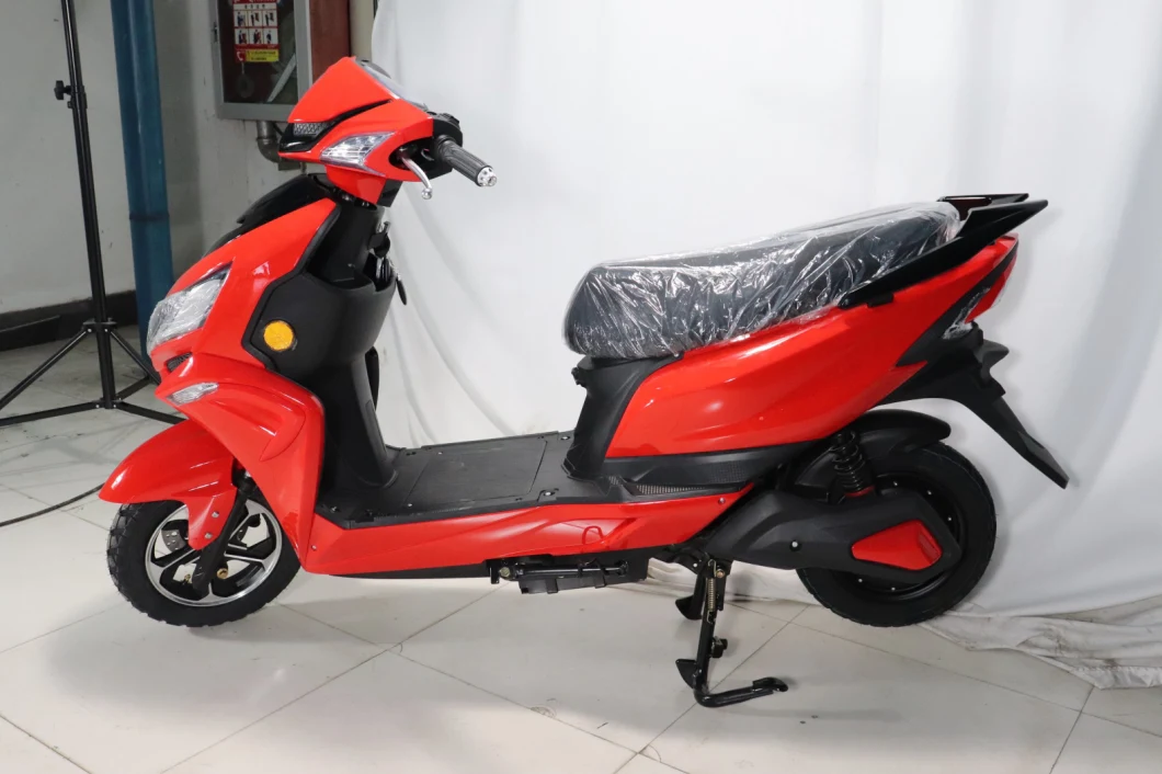 2022 High Quality Electric Scooters in Red Color